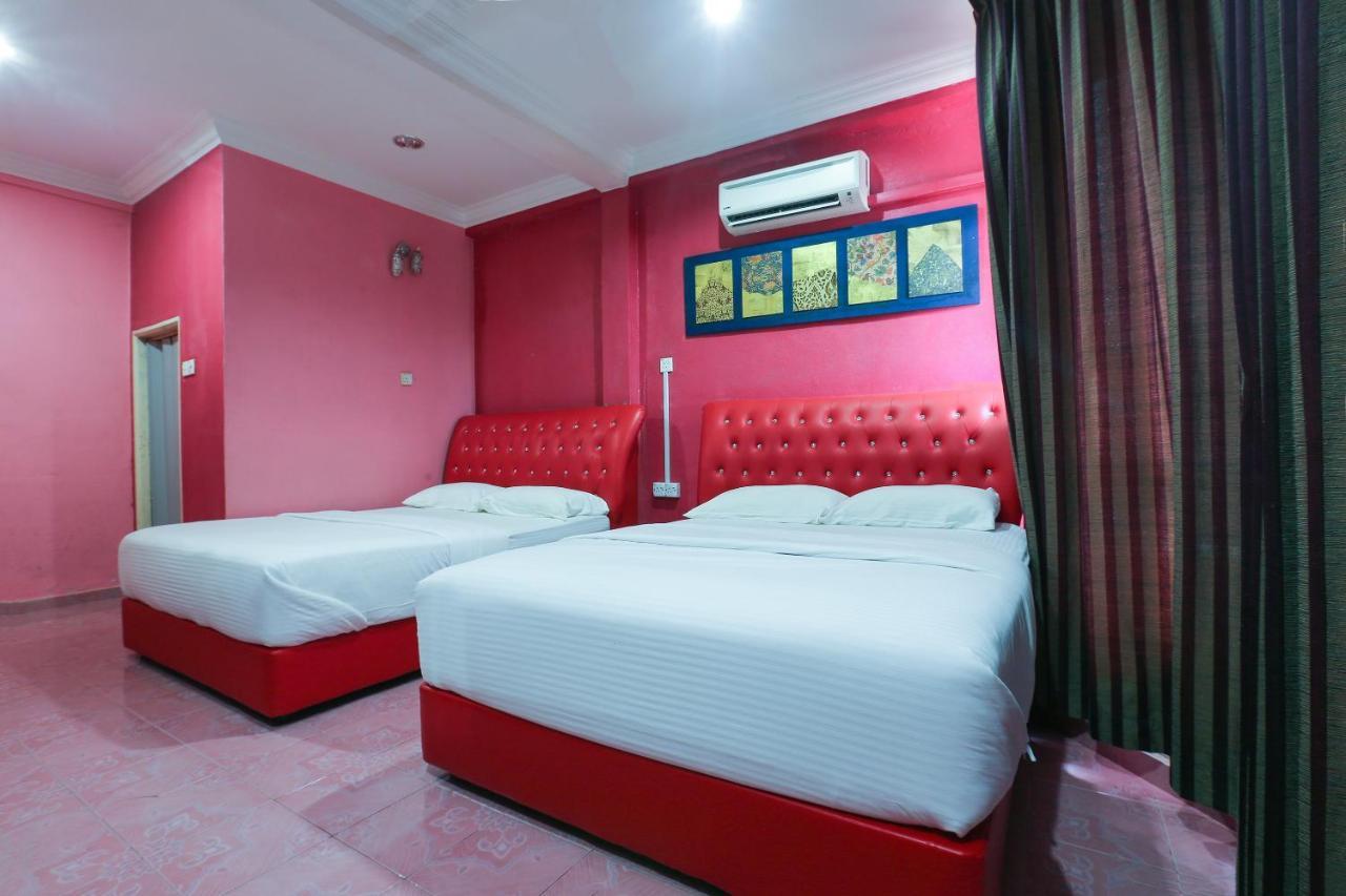 OYO 89892 Hotel Jeli Inn Buitenkant foto